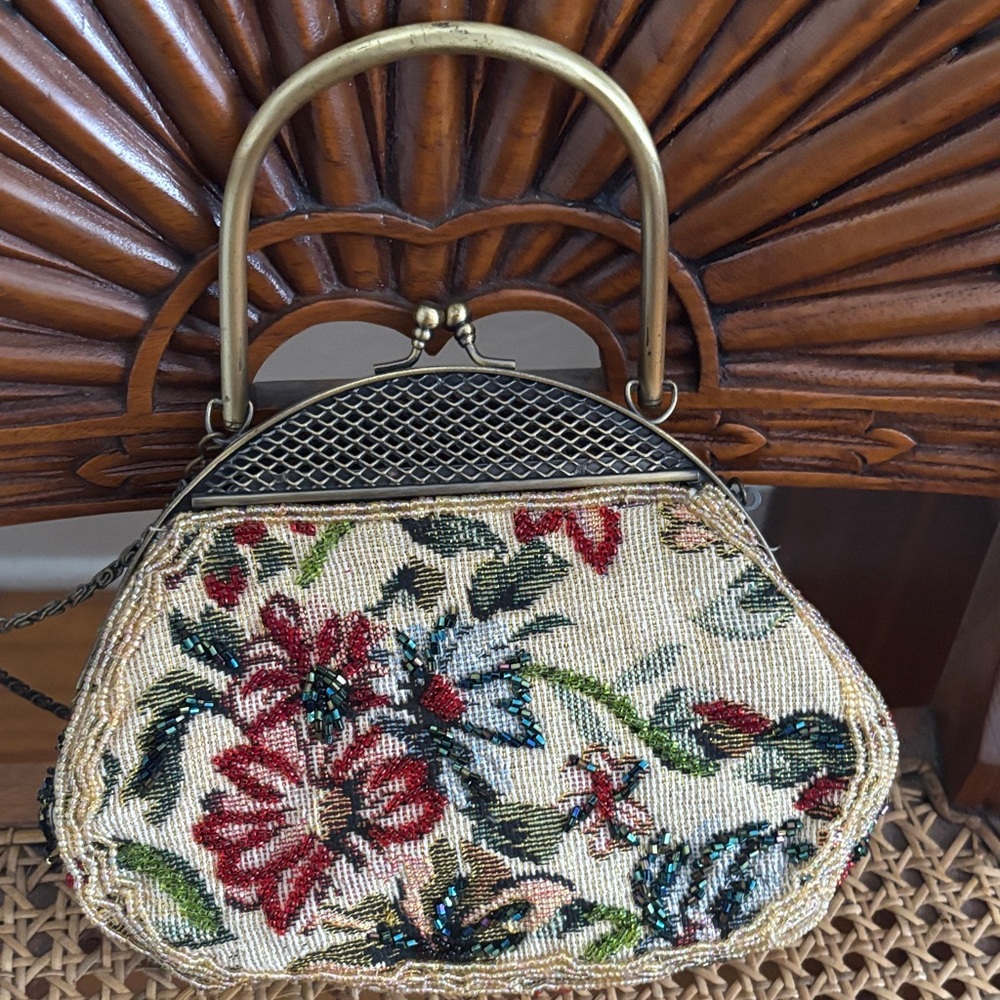 Vintage Floral Beaded Shoulder Bag